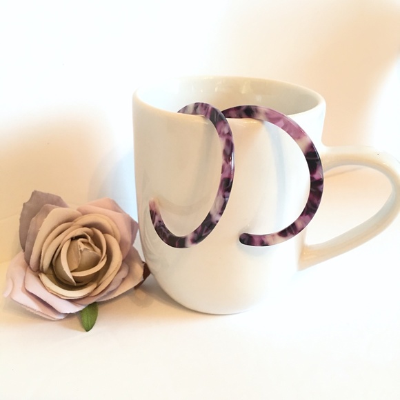 Resin Tortoise Shell Hoop Dangle Earrings - Picture 2 of 3